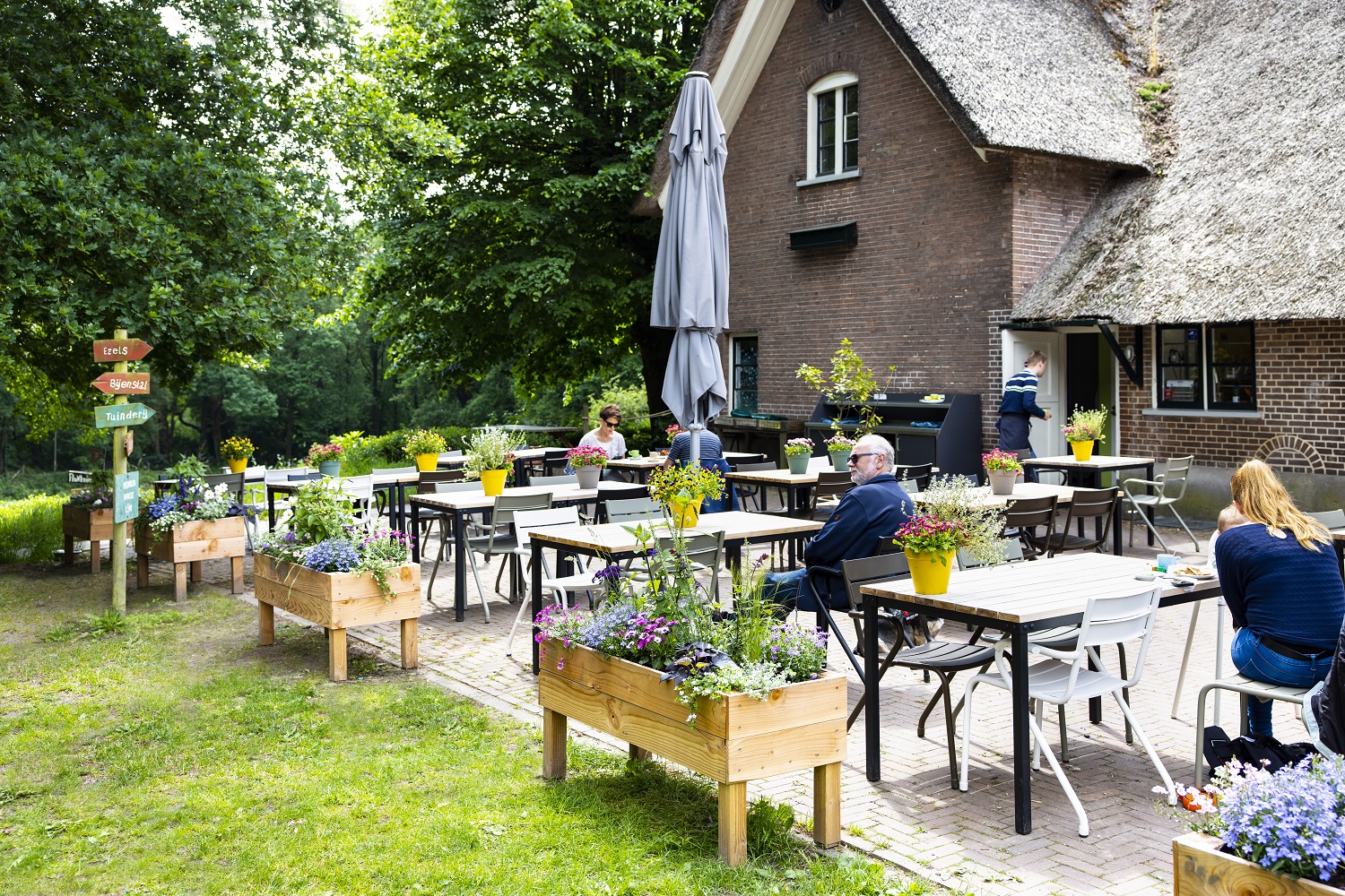 Hoeve Ik zie ik zie wat jij niet ziet en de kleur is… 5 x biologische horecaplekken in het groen